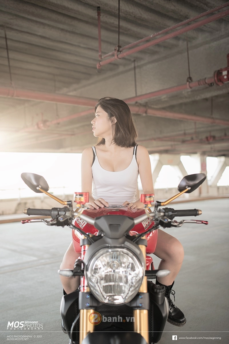 Ducati monster 1200s độ chất lừ bên cạnh cô nàng cá tính - 15