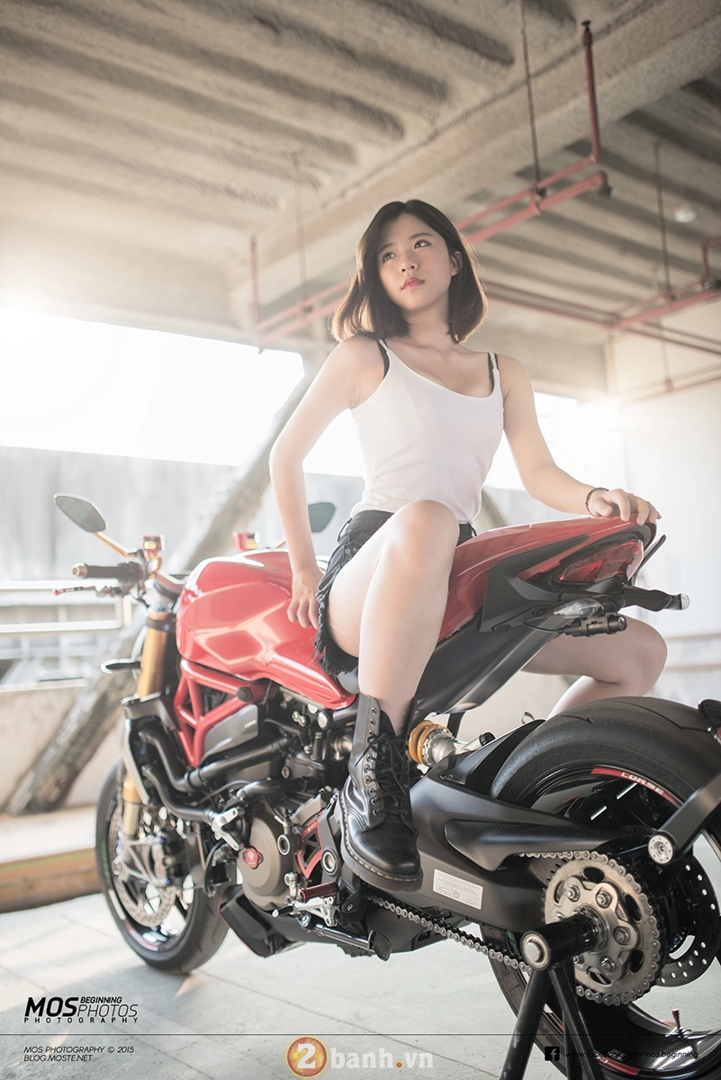 Ducati monster 1200s độ chất lừ bên cạnh cô nàng cá tính - 17