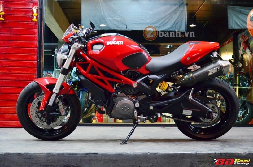 Ducati monster 795 độ đơn giản với những món đồ chơi hàng hiệu - 2