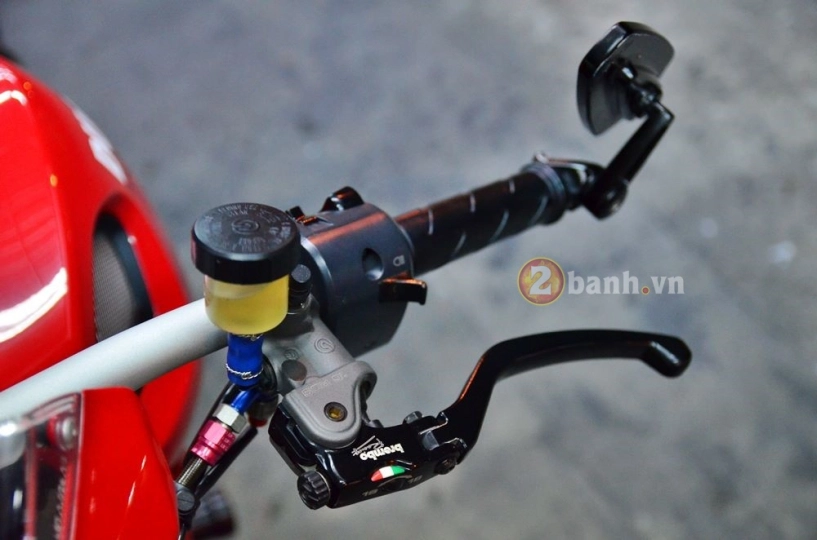 Ducati monster 795 độ đơn giản với những món đồ chơi hàng hiệu - 5