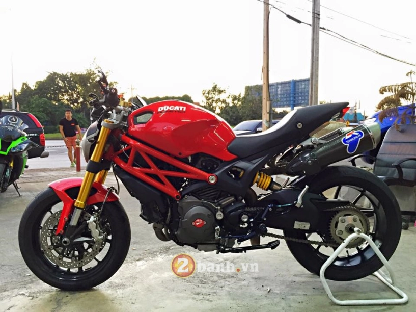 Ducati monster 796 độ nhẹ nhàng khoe dáng tại thái lan - 1