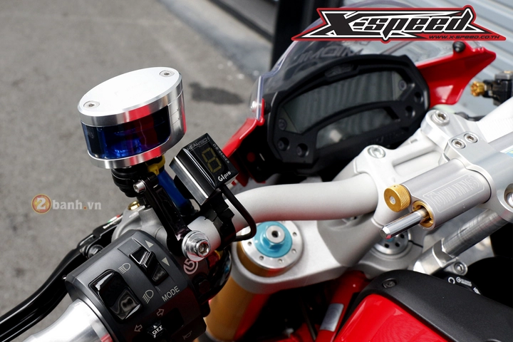 Ducati monster 796 độ tinh tế trong từng món đồ chơi hàng hiệu - 4
