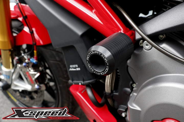 Ducati monster 796 độ tinh tế trong từng món đồ chơi hàng hiệu - 9
