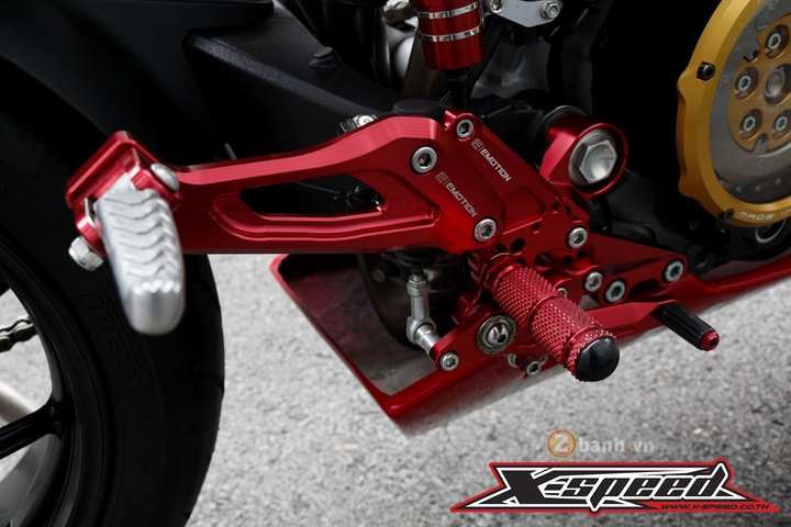 Ducati monster 796 độ tinh tế trong từng món đồ chơi hàng hiệu - 11