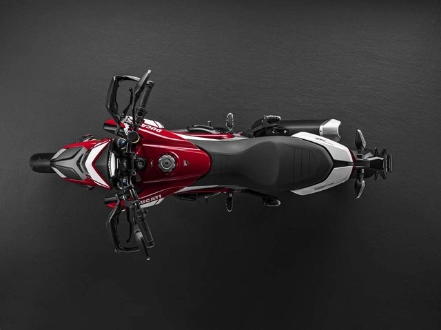 Ducati ra mắt bộ 3 hypermotard 939 hypermotard sp 939 và hyperstrada 939 - 12