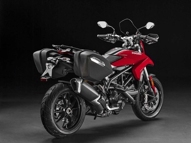 Ducati ra mắt bộ 3 hypermotard 939 hypermotard sp 939 và hyperstrada 939 - 14