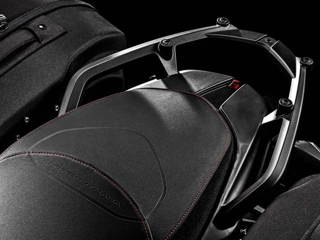 Ducati ra mắt bộ 3 hypermotard 939 hypermotard sp 939 và hyperstrada 939 - 15