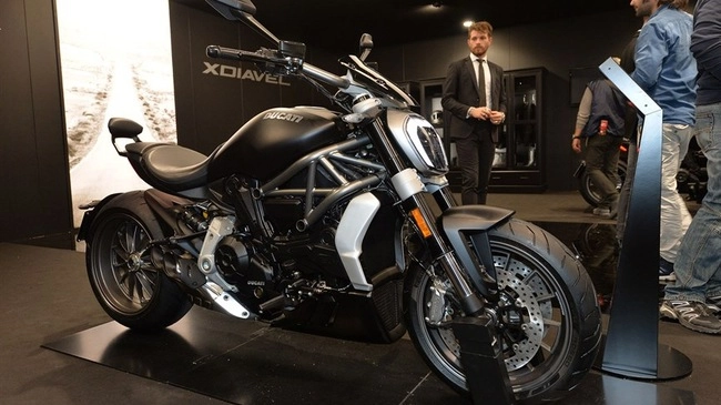 Ducati xdiavel 2016 đầu tiên chuẩn bị về việt nam với giá dự đoán trên 1 tỷ đồng - 2