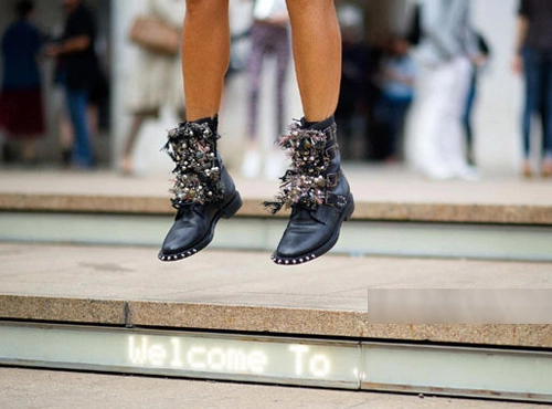 Giày streetstyle ấn tượng ở tuần thời trang 2014 2 - 8