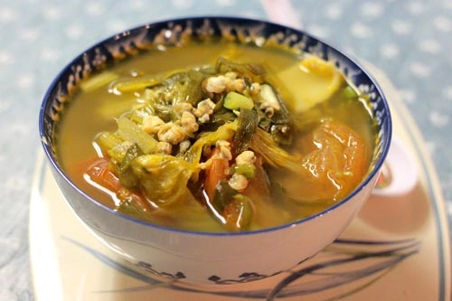 Hai cách nấu canh hến chua - 2