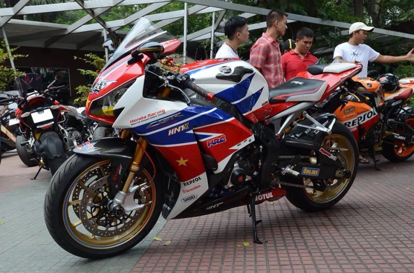 Honda cbr1000rr độ siêu khủng với phiên bản hnt racing tại việt nam - 2