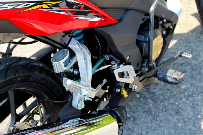Honda sonic 150r độ khủng của biker bình dương - 8