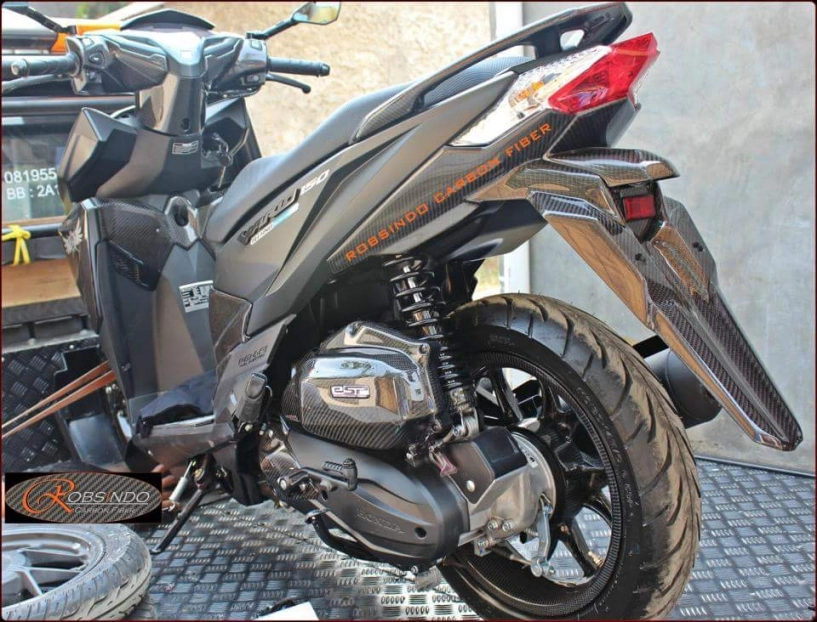 Honda vario phiên bản full carbon hoành tráng - 8