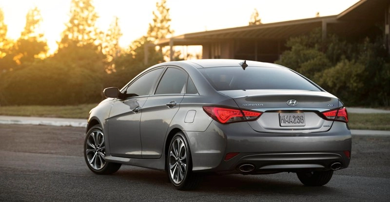 Hyundai thừa nhận nhầm lẫn mức tiêu hao nhiên liệu của sonata - 2