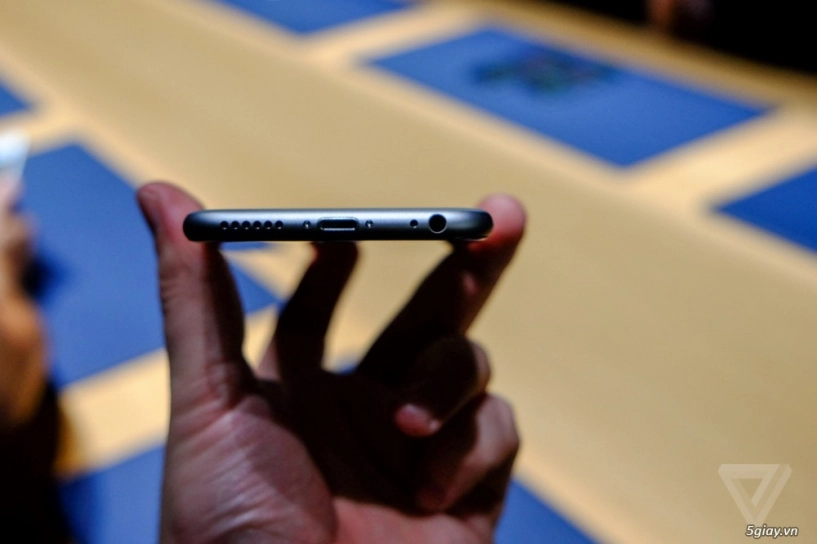 Iphone 6 trông như một bản lai ghép - 6