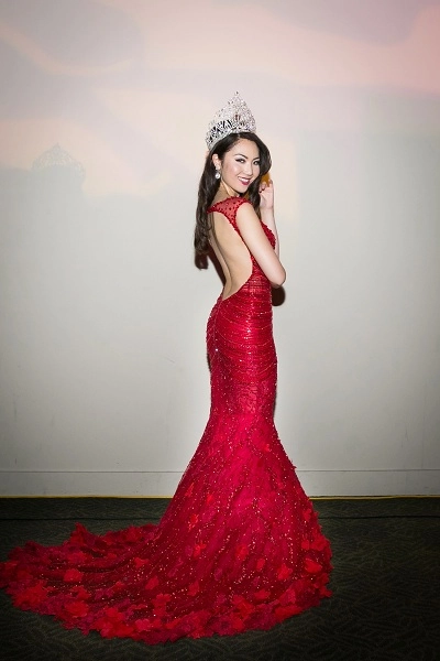 Jennifer chung lộng lẫy trong đêm miss asia american - 6