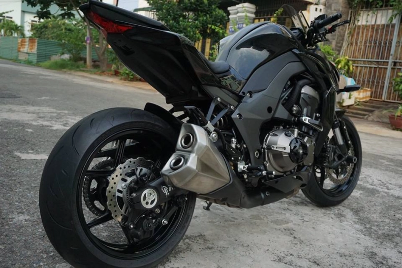 Kawasaki z1000 2015 độ siêu ngầu của một biker việt - 13
