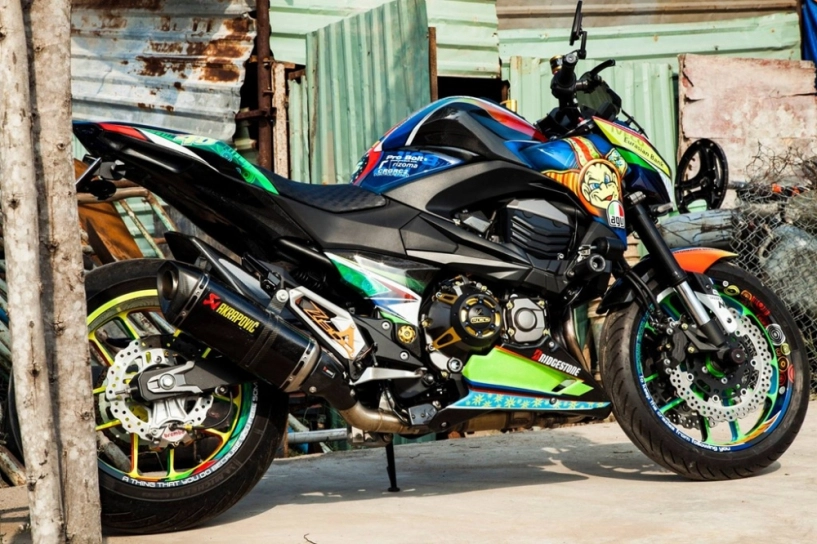 Kawasaki z800 cực kì nổi bật với phong cách valentino rossi - 5