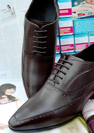 Khắc phục chiều cao khiêm tốn với smart shoes - 3
