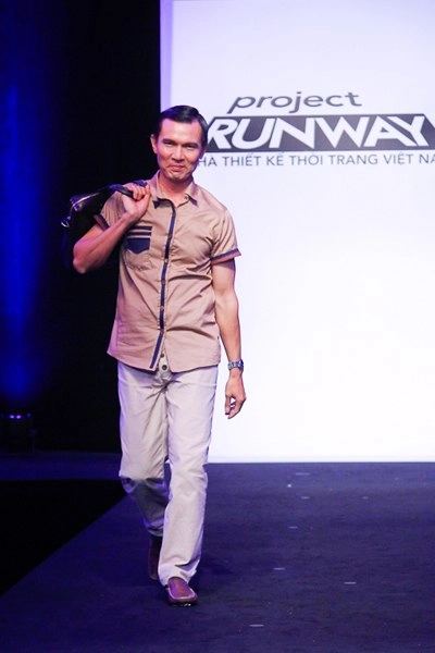 Khách hàng project runway đòi giống mai phương thúy - 8