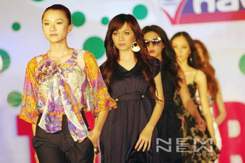 Khám phá nem fashion show hè thu 2009 - 15