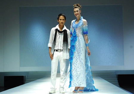 Khởi động aquafina pure fashion 2010 - 2