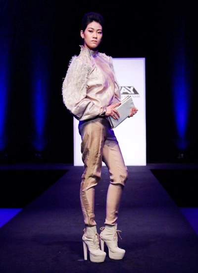 Không khí thu đông tràn ngập sàn diễn project runway - 1