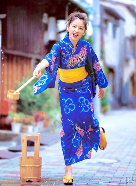 Kiều nữ nhật nền nã với kimono - 10