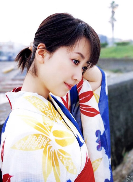 Kiều nữ nhật nền nã với kimono - 12