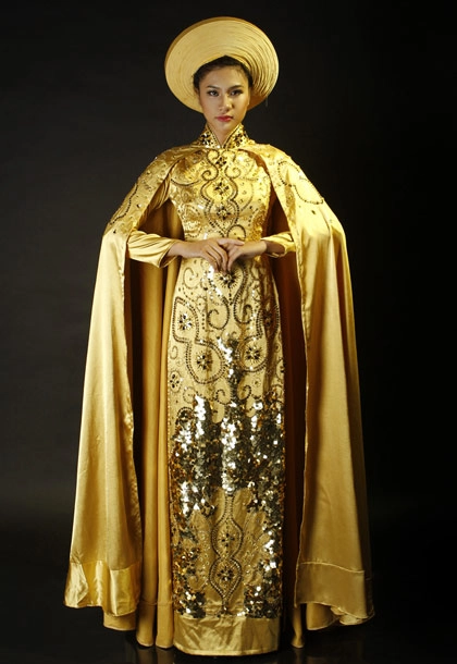 Kim dung mang áo dài vàng thi siêu mẫu châu á - 2