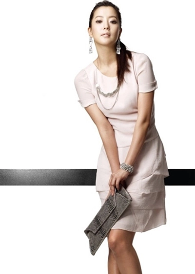 Kim hee sun tươi mới với thời trang hè - 7