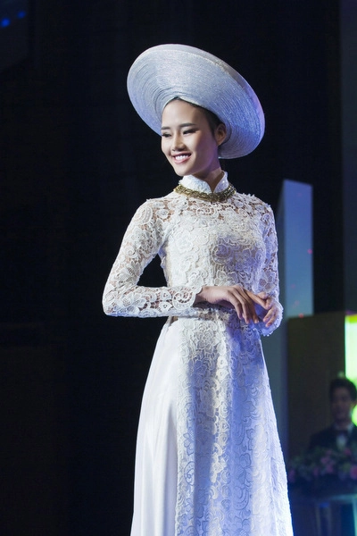 Kỳ hân giành giải nhất người mẫu trẻ châu á - 9
