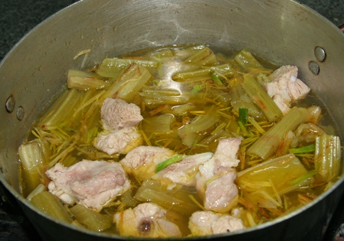 Lạ miệng cây atisô nấu canh - 3