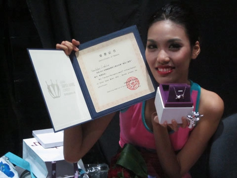 Lan khuê đoạt giải người đẹp ảnh tại siêu mẫu châu á - 4