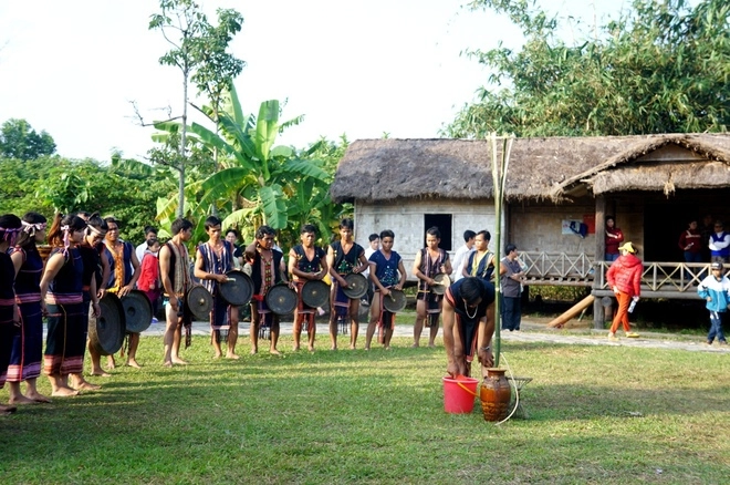 Lễ hội cầu mưa đặc sắc của người gia rai - 7