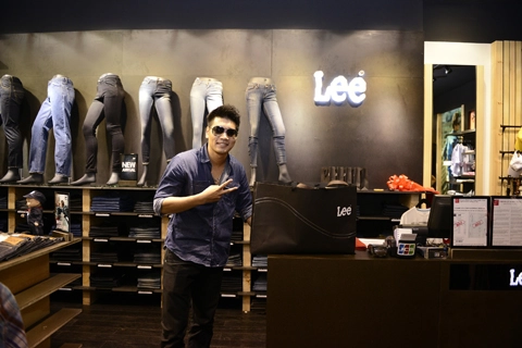Lee khai trương cửa hàng lớn nhất tại việt nam - 1