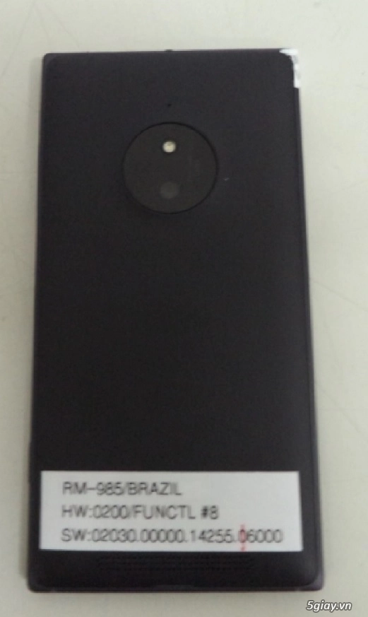 Lumia 830 rò rỉ ảnh với khung kim loại cụm camera lớn - 2
