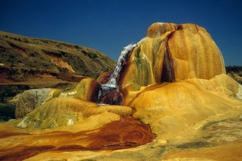 Mạch nước fly geyser - cảnh đẹp ngoài hành tinh - 5