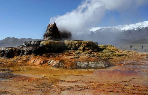 Mạch nước fly geyser - cảnh đẹp ngoài hành tinh - 9