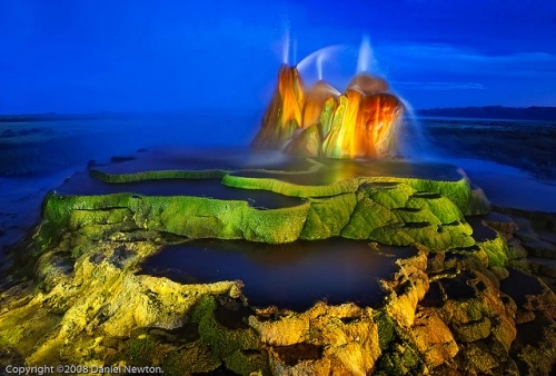 Mạch nước fly geyser - cảnh đẹp ngoài hành tinh - 10