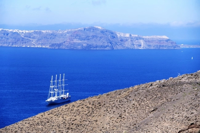 Màu xanh mê hoặc ở santorini - 5