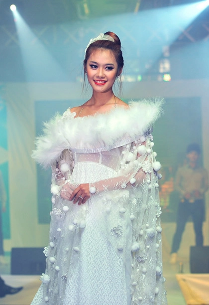 Miss ngôi sao tỏa sáng trên sàn diễn thời trang - 10