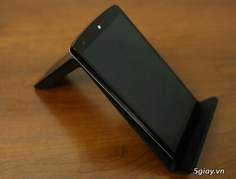 Nexus 5 có sạc không dây wireless charger - 6
