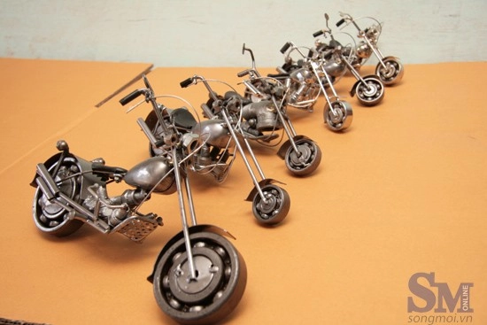 Nghệ thuật xe mô hình từ sắt phế liệu - 2