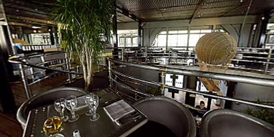 Nhà hàng trên tháp eiffel - 6