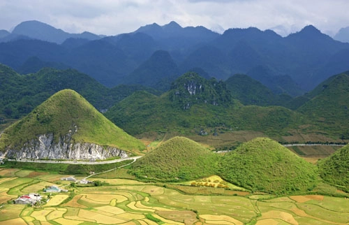 Nhiều tour thưởng ngoạn mùa thu giá tốt - 2