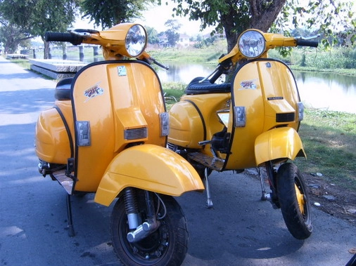 Những chiếc vespa trên đất thái - 2