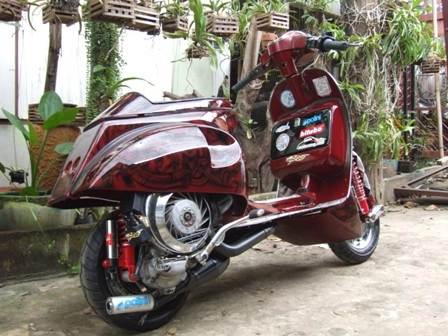 Những chiếc vespa trên đất thái - 4