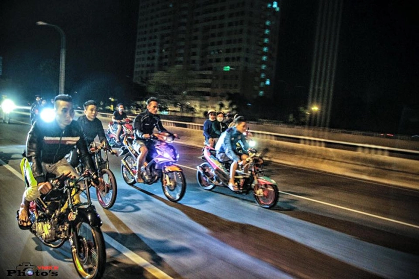 Những con xe không bao giờ ngủ của liên đoàn bóng đêm - 6