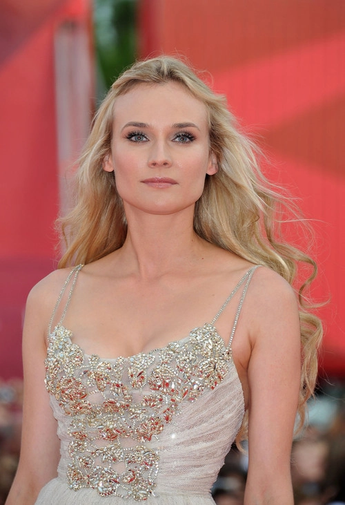 Những kiểu tóc đẹp nhất của diane kruger - 12